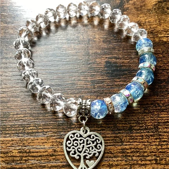 Bracelets - Picture 3 of 4